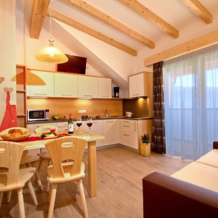Stiflerhof Apartment Фалцес Екстериор снимка