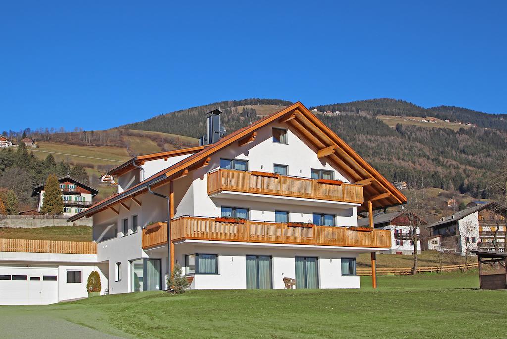 Stiflerhof Apartment Фалцес Екстериор снимка