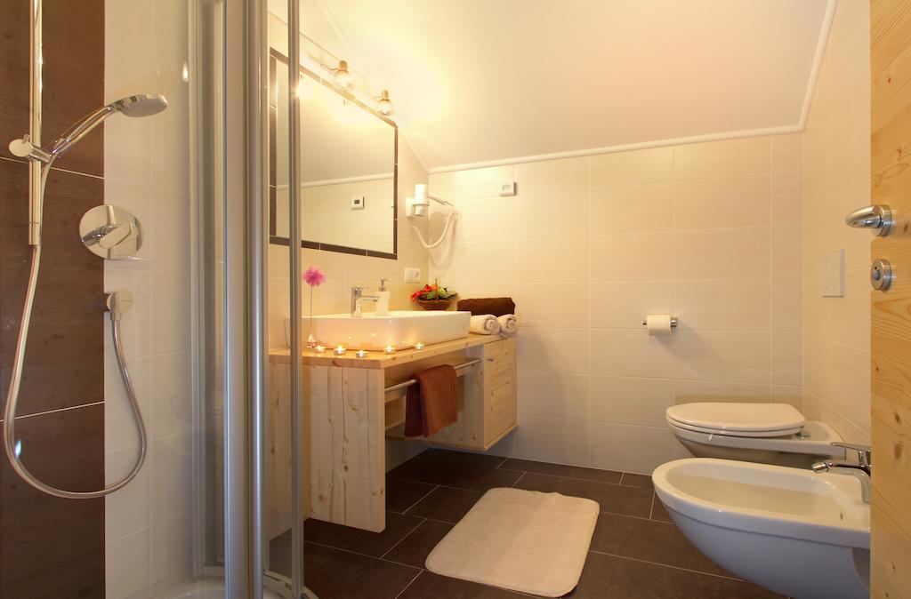Stiflerhof Apartment Фалцес Стая снимка